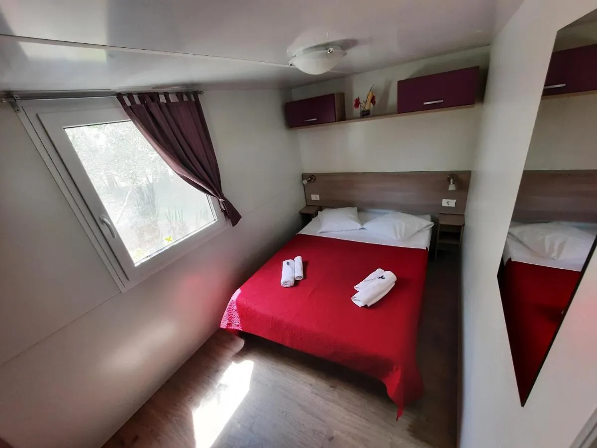 Kamp Rujno Starigrad Paklenica